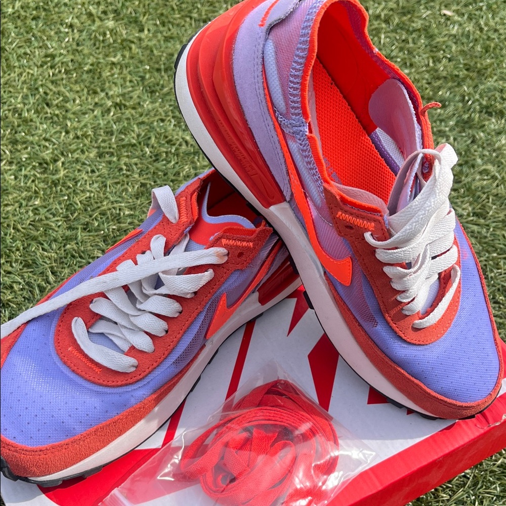 Nike Orange & Lavender Low-Top Sneakers with White Accents - Picture 4 of 9